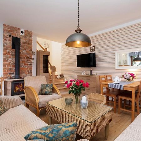 Veranda Domy I Apartament Поберово Экстерьер фото