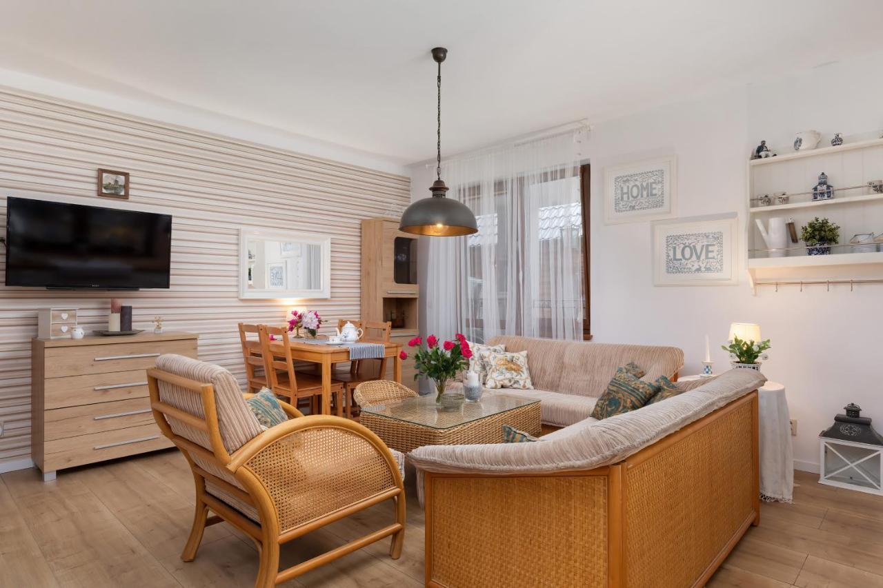 Veranda Domy I Apartament Поберово Экстерьер фото