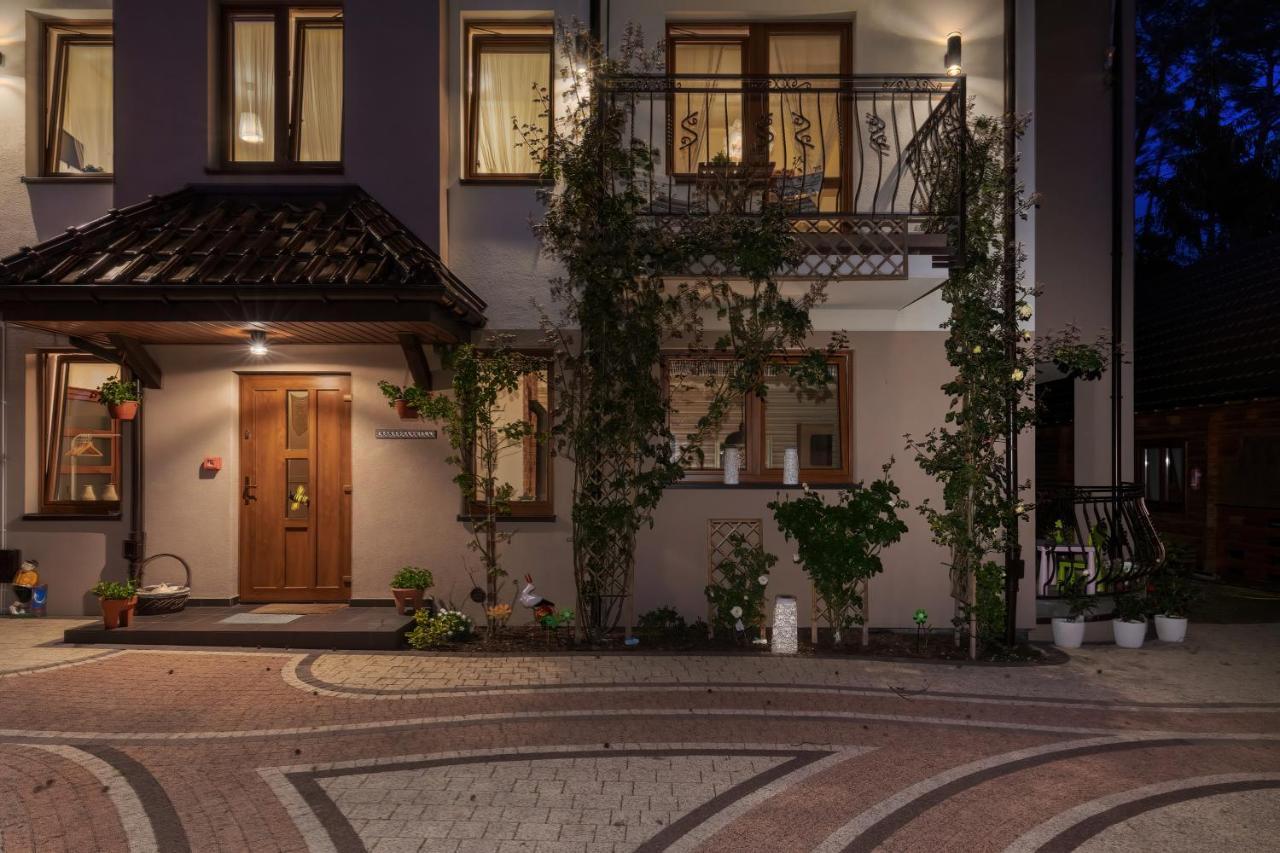 Veranda Domy I Apartament Поберово Экстерьер фото