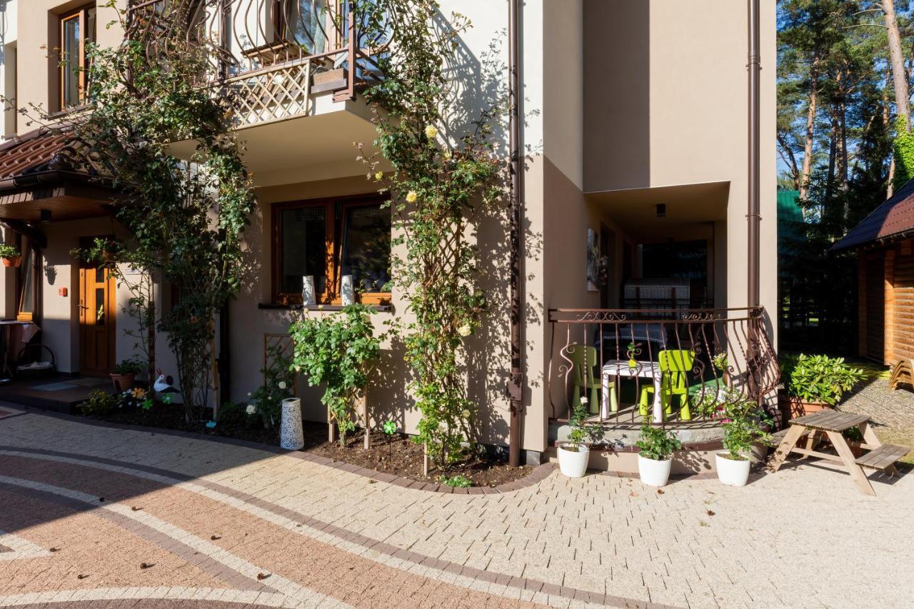 Veranda Domy I Apartament Поберово Экстерьер фото